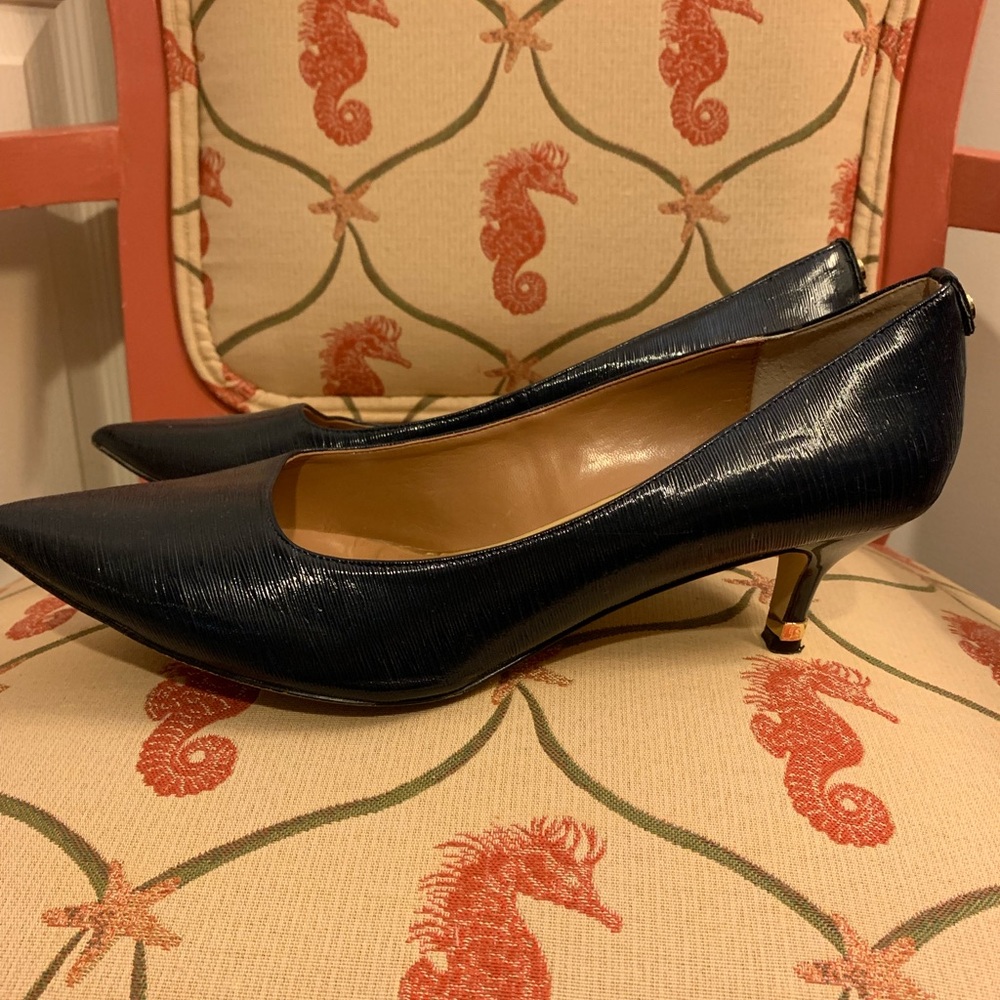 J. Renee navy blue heel 12 Wide